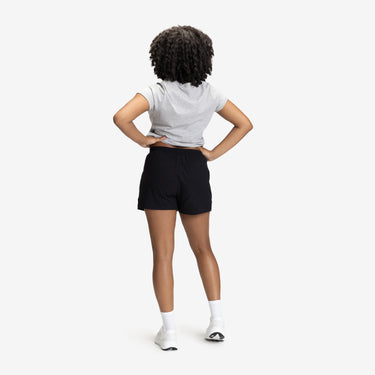 MODEL IS 5'10" AND WEARING A SIZE LARGE